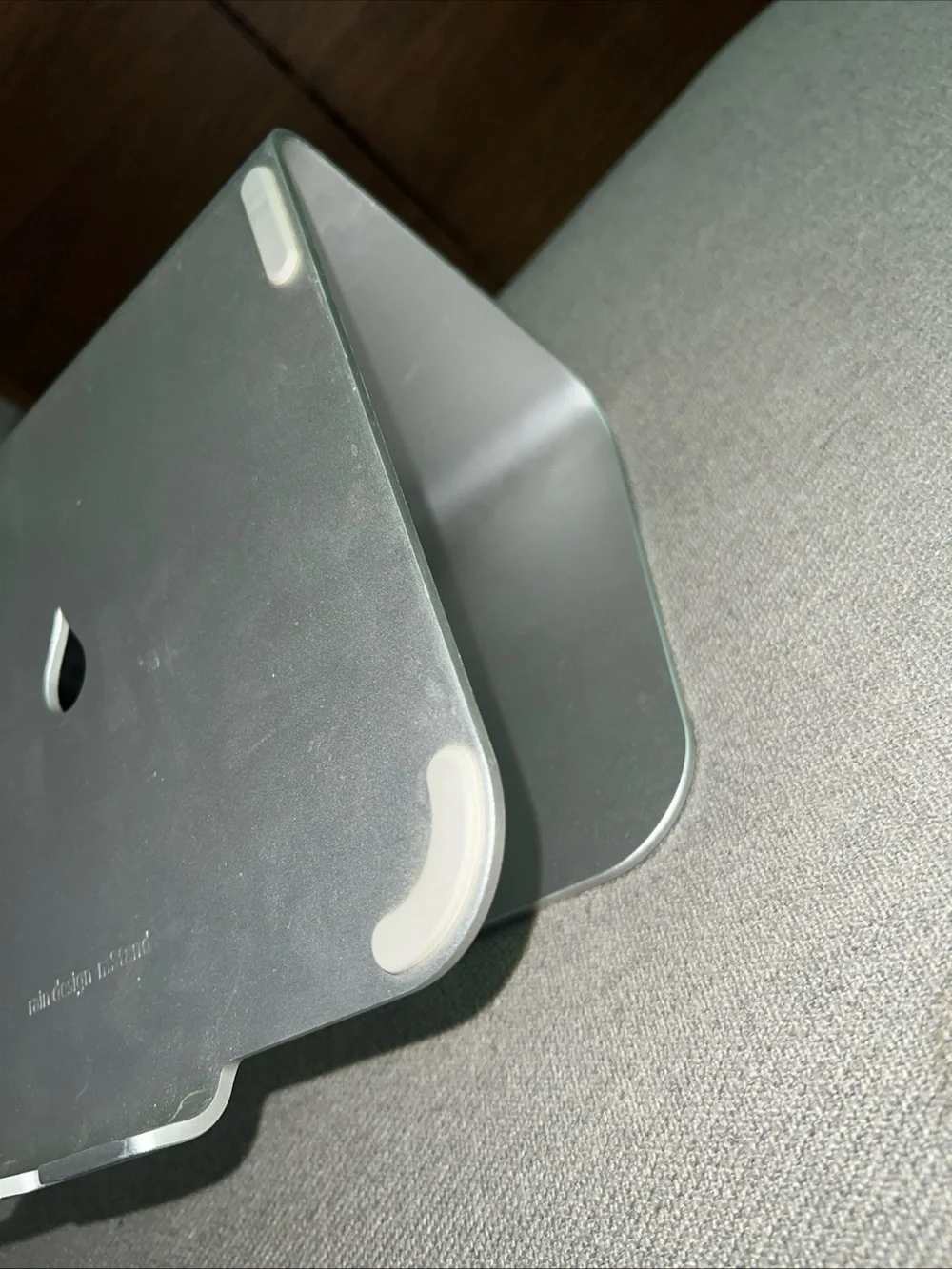 Rain Design mStand laptop stand. - Picture 3 of 7